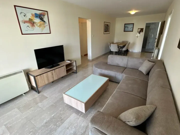 2-bedroom apartments for rent 95 m² in Nicosia, Egkomi