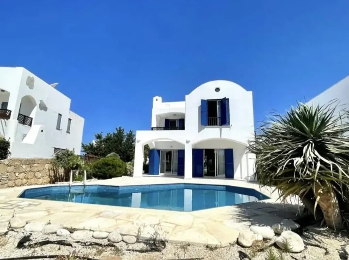 Βίλα προς ενοικίαση 300 μ² στην τοποθεσία Paphos, Chlorakas