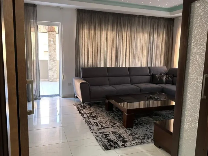 3-bedroom penthouse for rent 160 m² in Larnaca, Larnaka - Sotiros