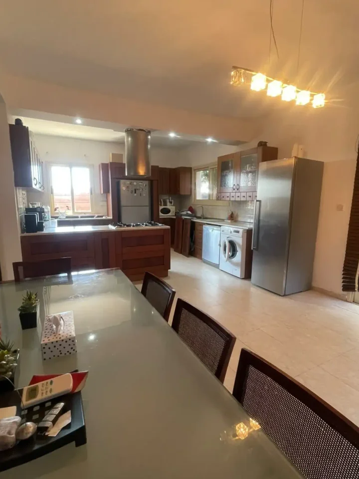Detached house for rent 160 m² in Limassol, Ypsonas