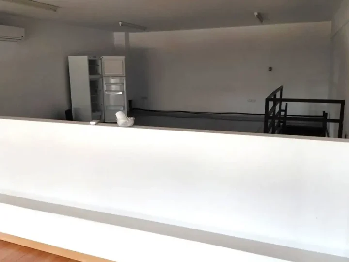 Trading area 180 m² for rent in Paphos, Paphos - Anavargos