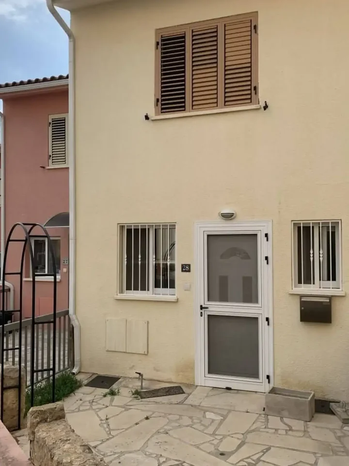 2-bedroom maisonette for rent 100 m² in Paphos, Tombs Of the Kings