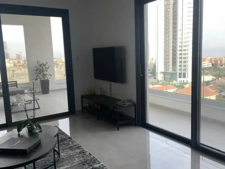 3-bedroom apartments for rent 120 m² in Limassol, Potamos Germasogeias