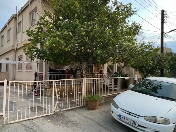 Semi-detached house for rent 100 m² in Limassol, Limassol - Agios Nicolaos