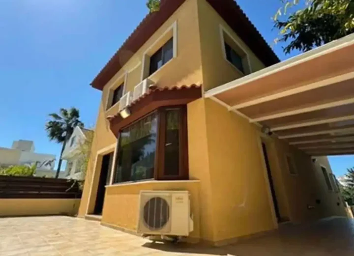 Apartments for rent 176 m² in Limassol, Agios Athanasios