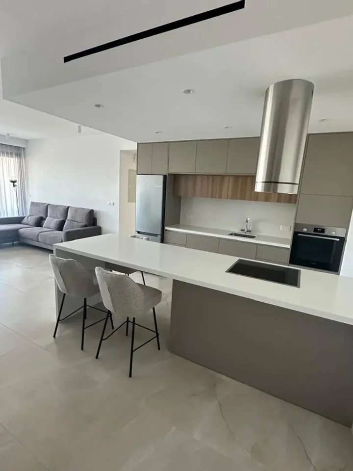 3-bedroom apartments for rent 100 m² in Paphos, Paphos - Agios Theodoros