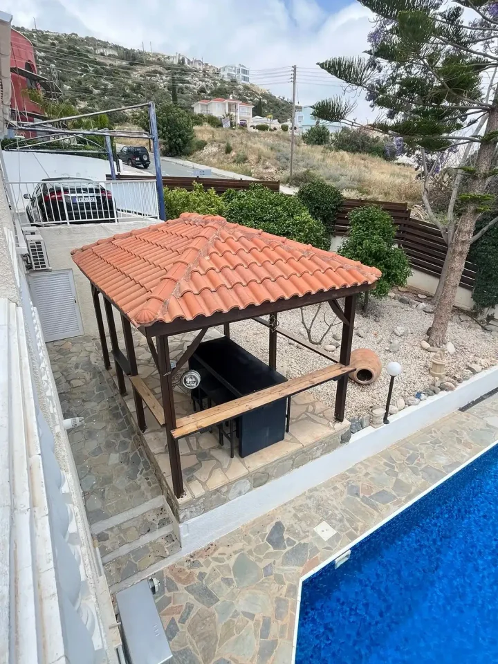 Βίλα προς ενοικίαση 300 μ² στην τοποθεσία Paphos, Pegeia