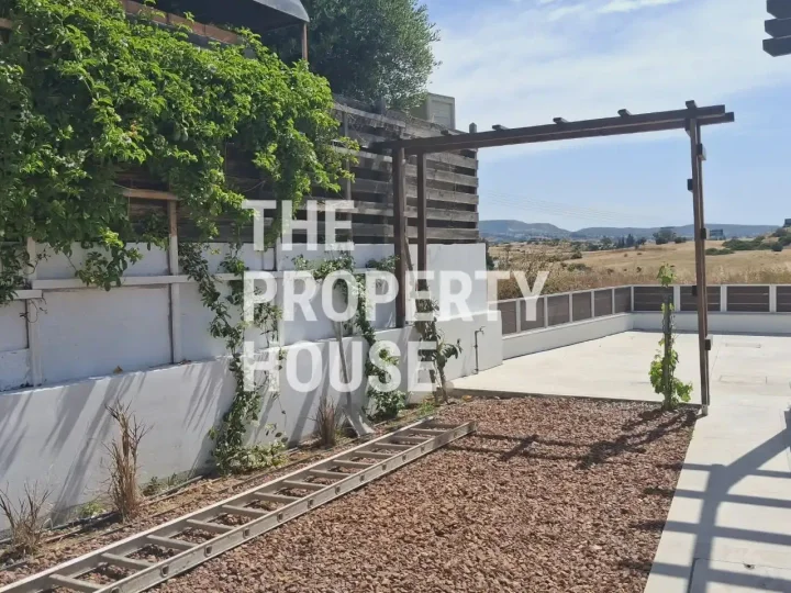 3-bedroom detached house for rent 130 m² in Limassol, Moni