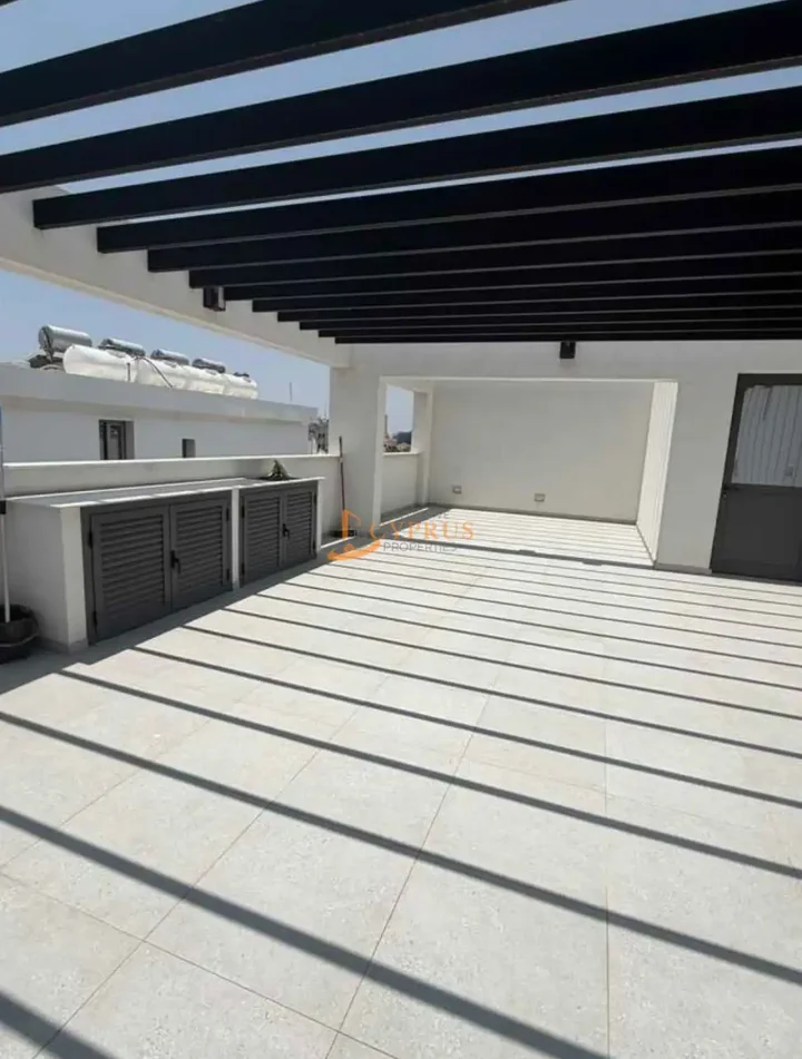 2-bedroom penthouse for rent 90 m² in Limassol, Potamos Germasogeias