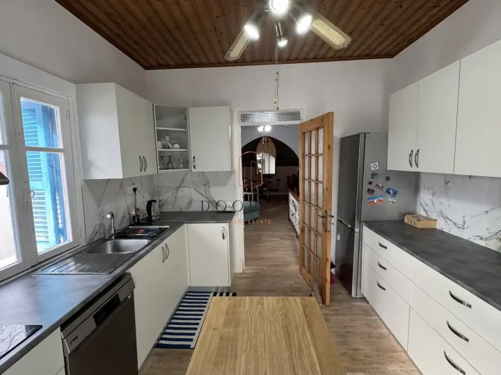 4-bedroom detached house for rent 170 m² in Limassol, Palodeia
