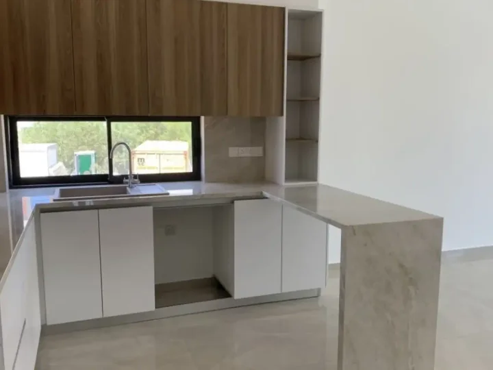 1-bedroom apartments for rent 65 m² in Limassol, Limassol - Tsirion