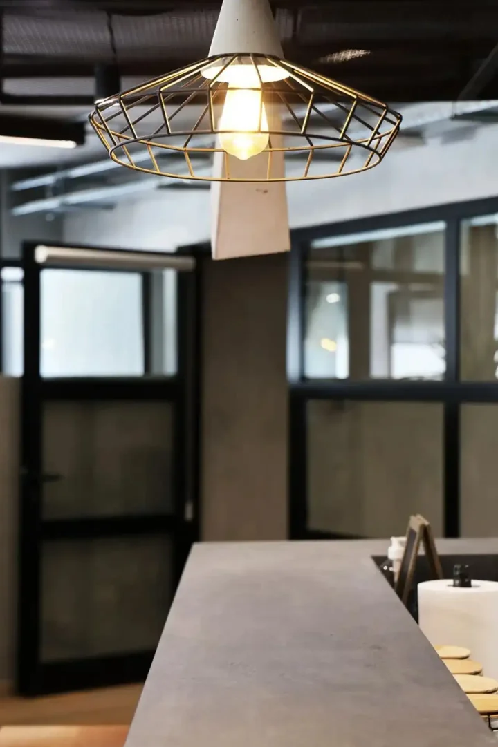 Office 300 m² for rent in Limassol, Limassol - Agia Zoni