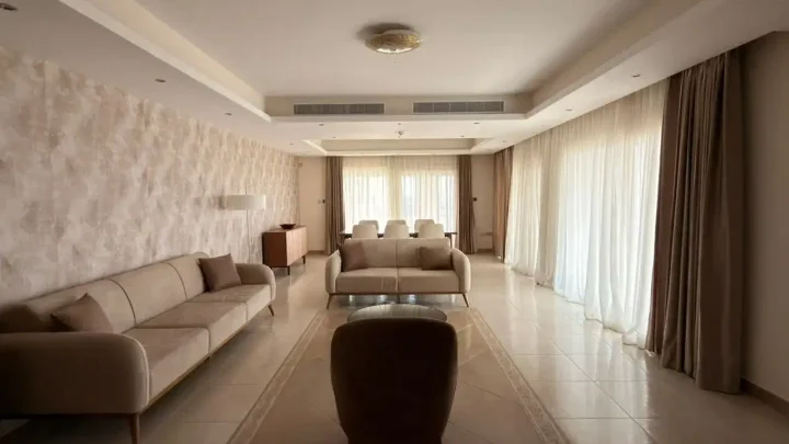 6+ bedroom villa for rent 640 m² in Limassol, Germasogeia
