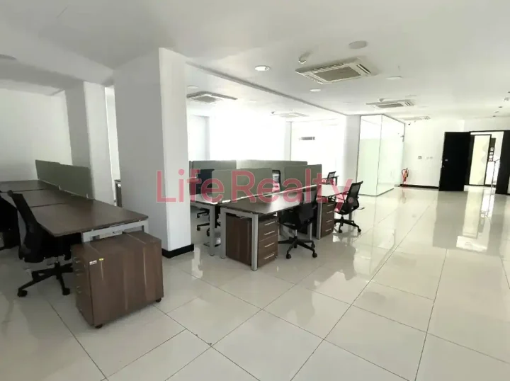 Commercial properties 326 m² for rent in Limassol, Limassol - Mesa Geitonia