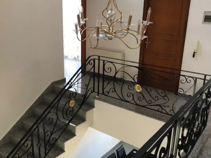 4-bedroom detached house for rent 250 m² in Limassol, Limassol - Mesa Geitonia