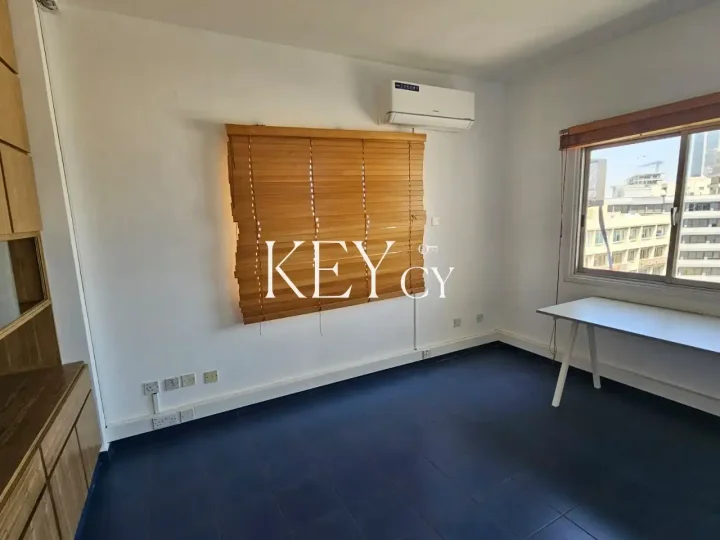 Office 150 m² for rent in Limassol, Limassol - Agia Zoni