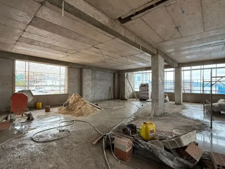 Office 200 m² for rent in Paphos, Paphos - Agios Theodoros