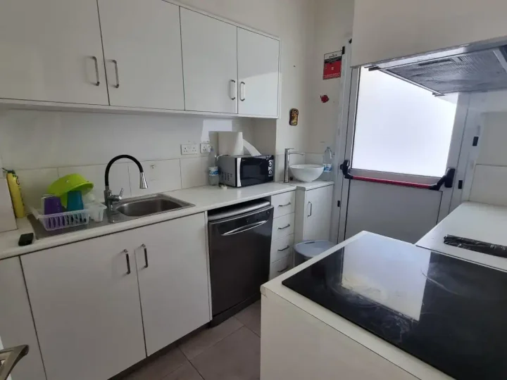 Коммерческая недвижимость 220 м² в аренду в Limassol, Limassol - Apostolos Andreas