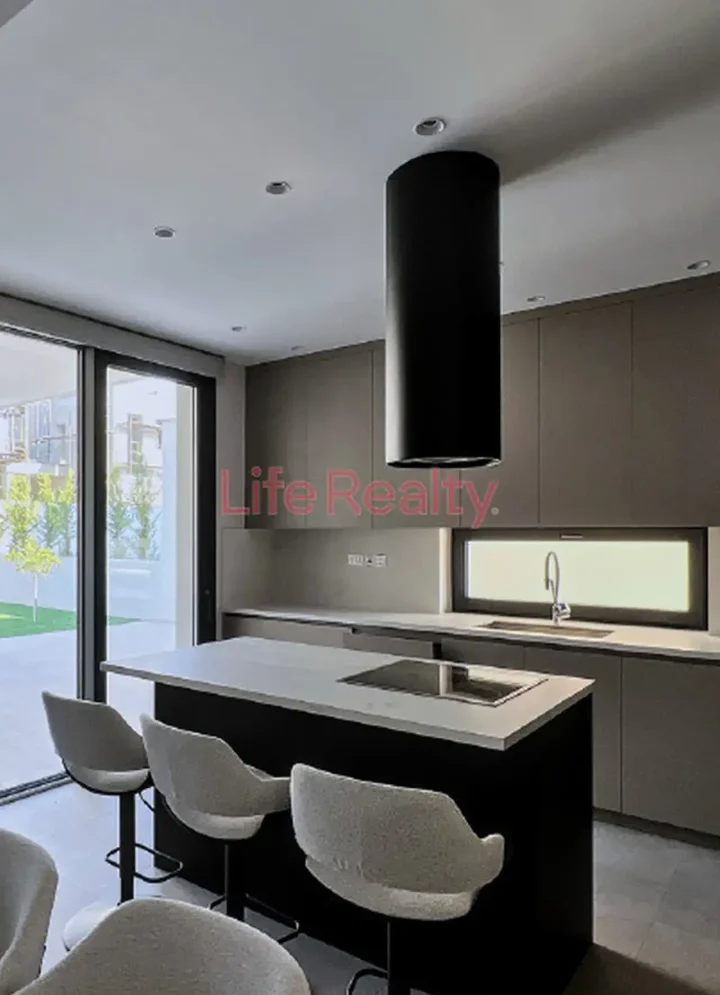 4-bedroom detached house for rent 178 m² in Limassol, Agios Tychon