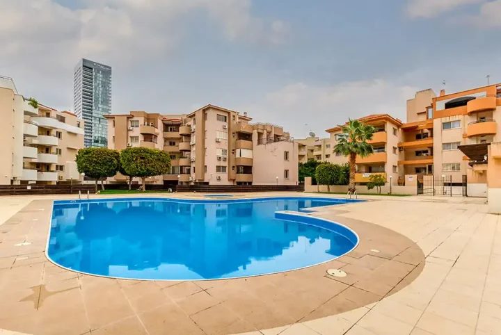 Apartments for rent 170 m² in Limassol, Mouttagiaka Tourist Area