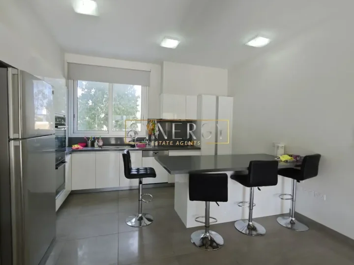 Μονοκατοικία προς ενοικίαση 244 μ² στην τοποθεσία Nicosia, Latsia - Agios Georgios