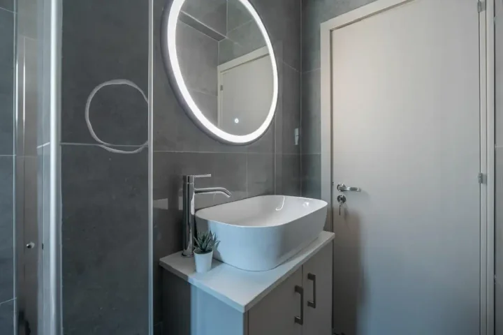 2-bedroom apartments for rent 80 m² in Larnaca, Larnaka - Finikoudes