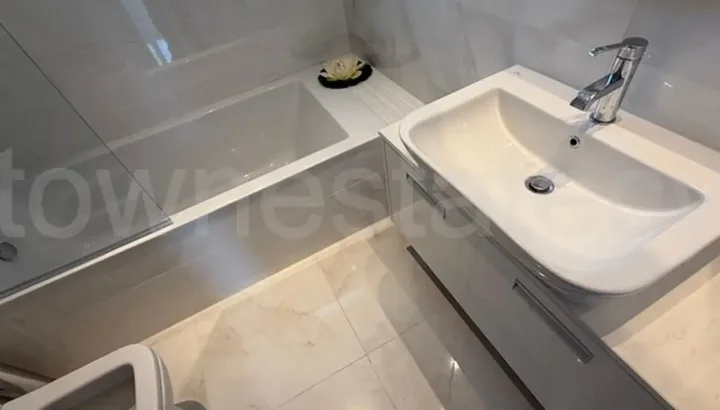 Penthouse for rent 210 m² in Limassol, Limassol - Mesa Geitonia