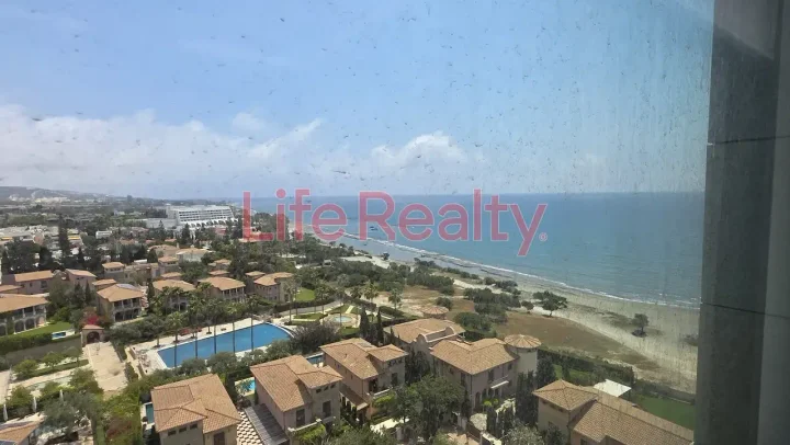 Apartments for rent 200 m² in Limassol, Agios Tychon
