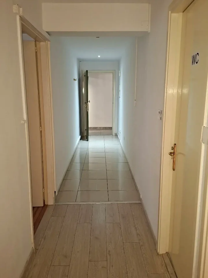 Office 15 m² for rent in Limassol, Limassol - Agios Nicolaos