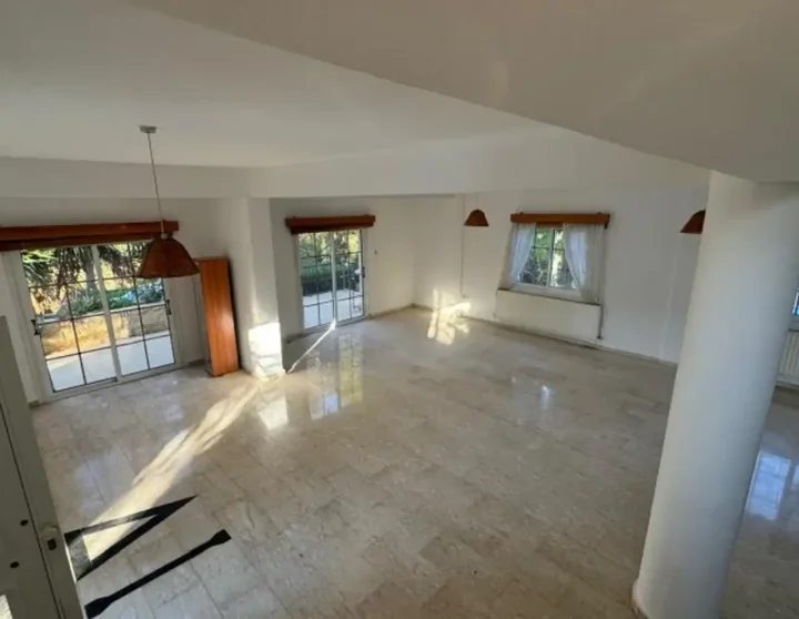 Detached house for rent 600 m² in Limassol, Pyrgos Lemesou