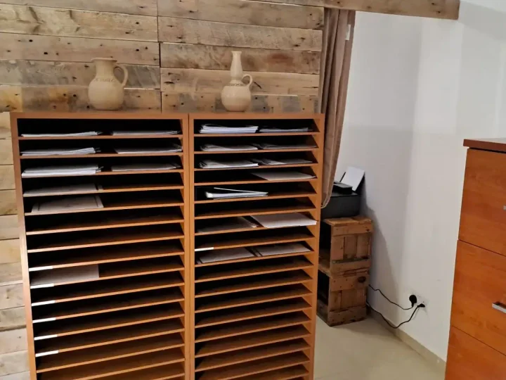 Office 120 m² for rent in Nicosia, Egkomi