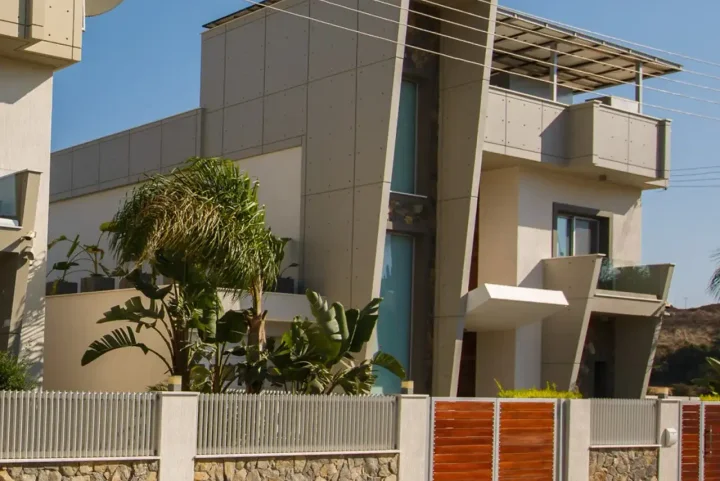 5-bedroom villa for rent 275 m² in Limassol, Agios Tychon