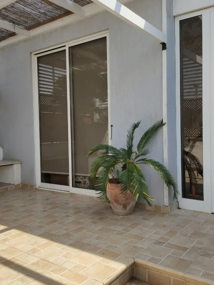 3-bedroom detached house for rent 169 m² in Limassol, Limassol - Zakaki