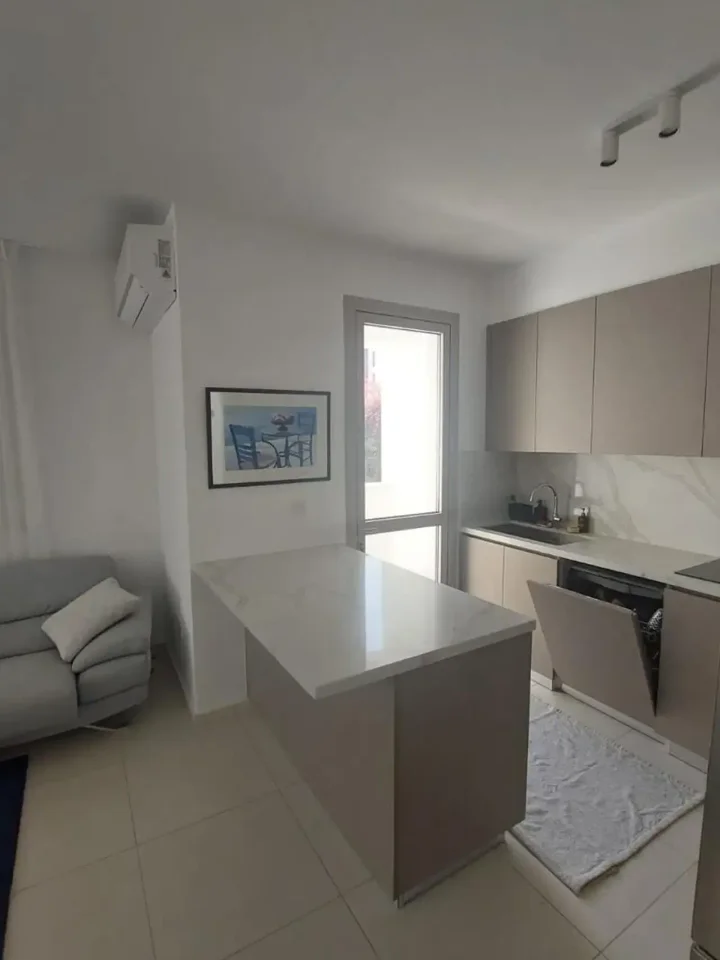 Apartments for rent 90 m² in Larnaca, Larnaka - Makenzy