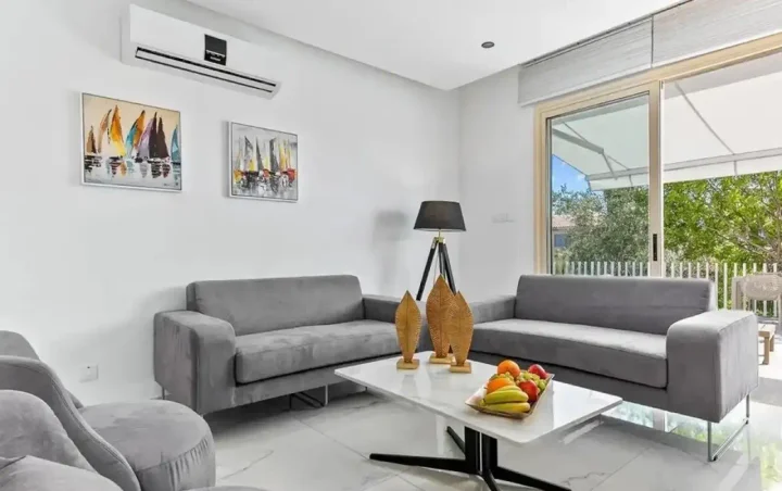 2-bedroom villa for rent 97 m² in Paphos, Paphos - Universal