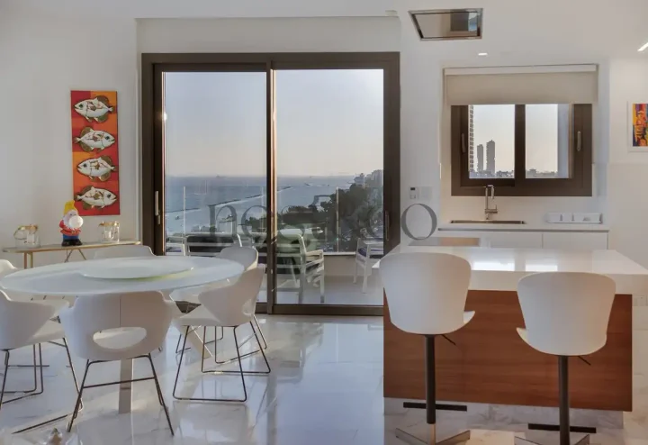 3-bedroom apartments for rent 135 m² in Limassol, Mouttagiaka Tourist Area