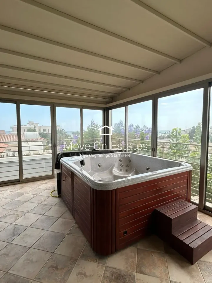 Detached house for rent 156 m² in Larnaca, Oroklini