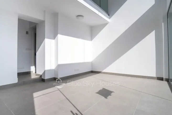 Office 63 m² for rent in Limassol, Limassol - Petrou Kai Pavlou