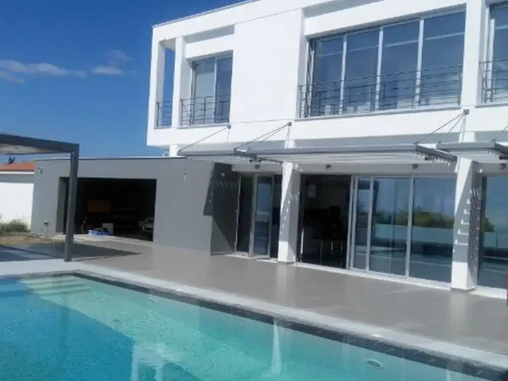 Detached house for rent 295 m² in Paphos, Mesogi
