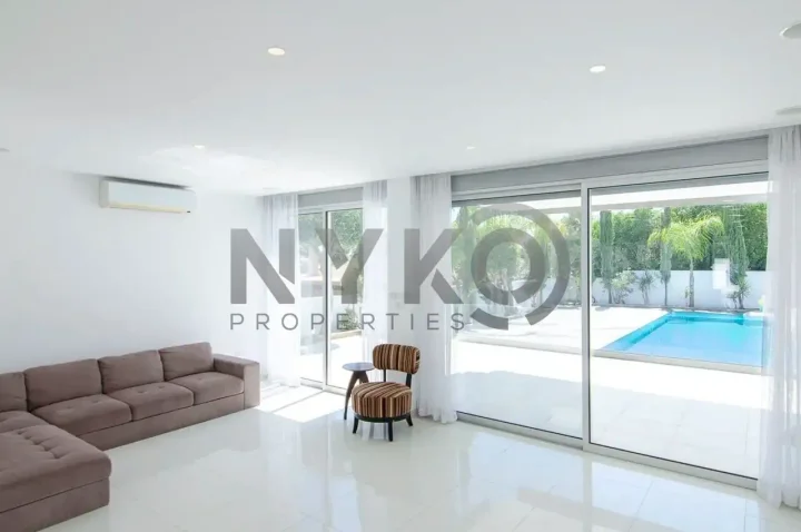 4-bedroom detached house for rent 340 m² in Limassol, Ypsonas
