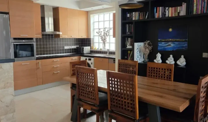 2-спальная апартаменты в аренду 100 м² в Limassol, Limassol - Mesa Geitonia