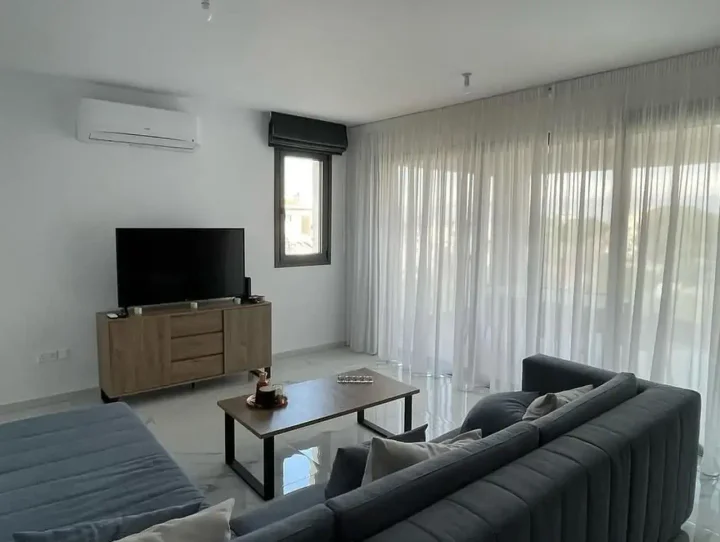 2-bedroom penthouse for rent 86 m² in Nicosia, Agios Dometios - Agios Georgios