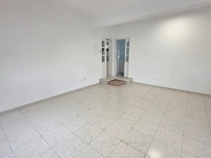 4-bedroom detached house for rent 200 m² in Larnaca, Larnaka - Kamares