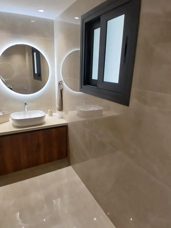 2-bedroom apartments for rent 140 m² in Limassol, Kato Polemidia