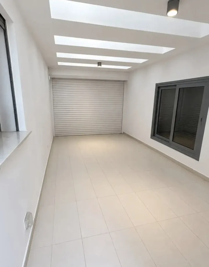 2-bedroom apartments for rent 140 m² in Limassol, Mouttagiaka Tourist Area