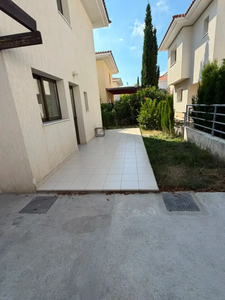 2-bedroom detached house for rent 100 m² in Paphos, Paphos - Universal