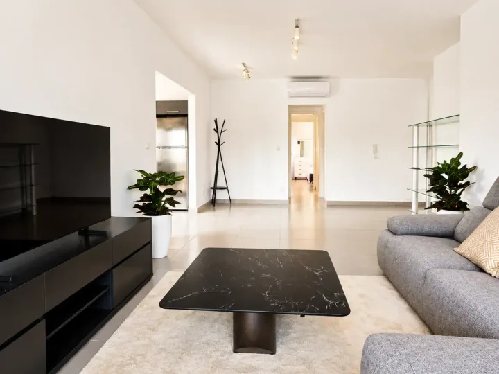 3-bedroom apartments for rent 141 m² in Limassol, Limassol - Mesa Geitonia