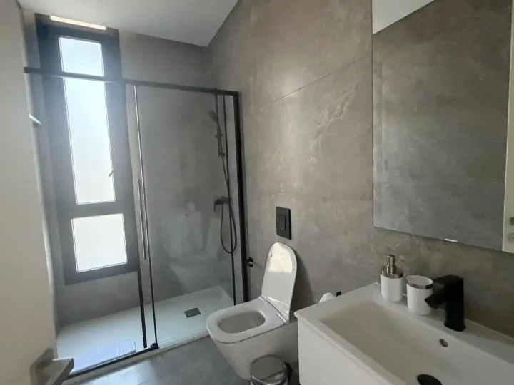 3-bedroom apartments for rent 105 m² in Limassol, Limassol - Omonia