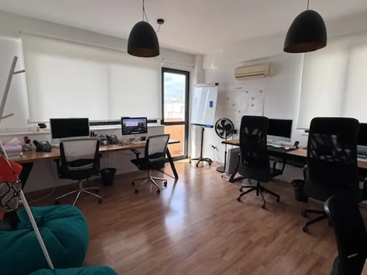Office 75 m² for rent in Nicosia, Nicosia - Ag. Antonios
