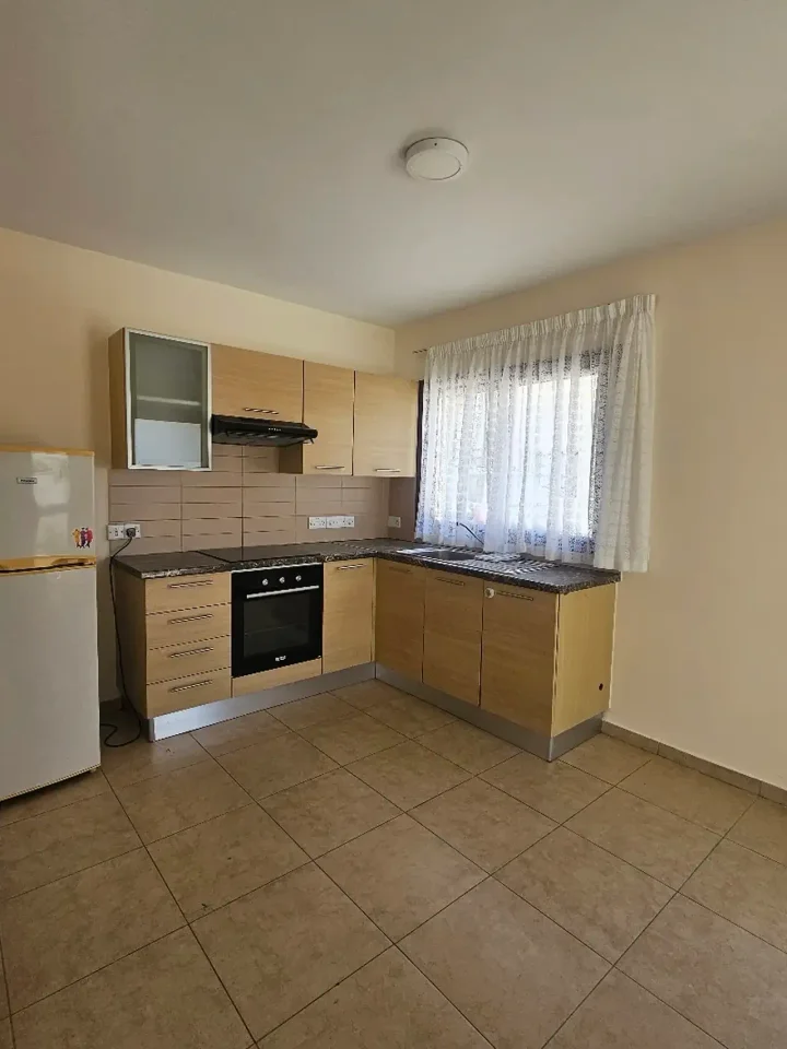 2-bedroom maisonette for rent 130 m² in Larnaca, Perivolia Larnakas